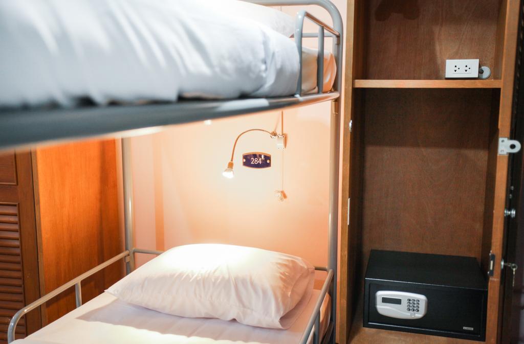 Hostel 8 Sukhumvit Soi 8 Bangkok Habitación foto